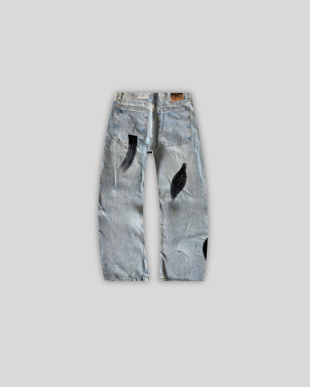 BAGGY JEAN BRUSHSTROKE